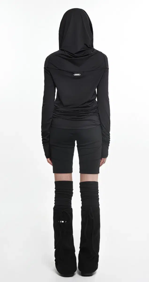 나체 Draping Long Sleeve Black 1