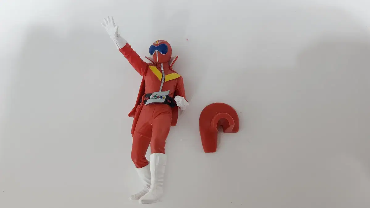 Super Sentai Red Mini Figure (6-32)