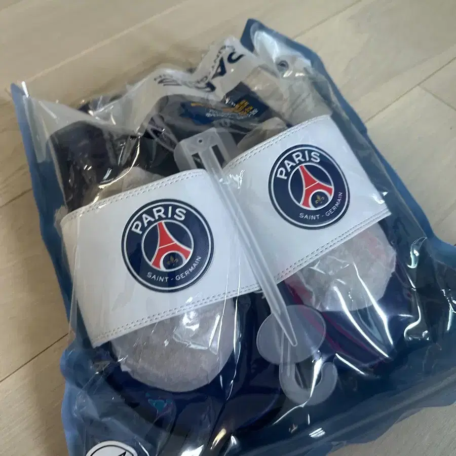 PSG 슬리퍼 270 새제품