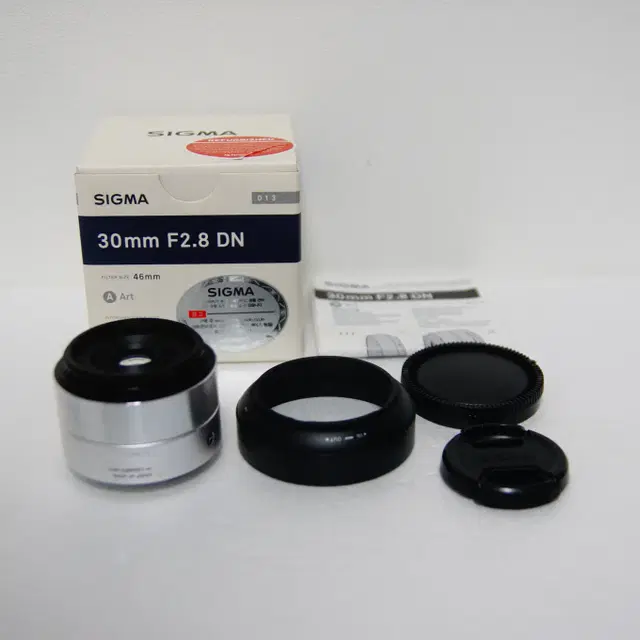 [소니용] 삼순이 시그마 30mm F2.8 DN 단렌즈팝니다.