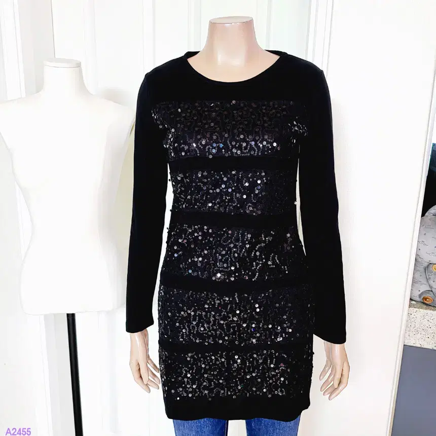 (size 44) Black Sequin Knit Long Blouse (A2455)