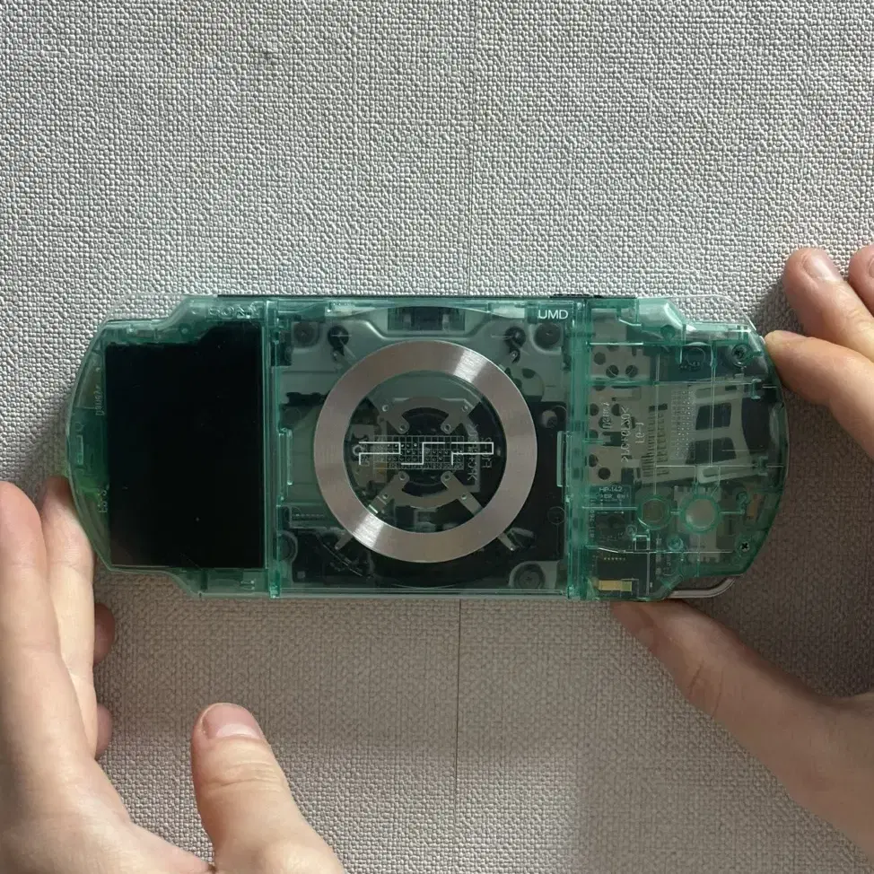 PSP 2000