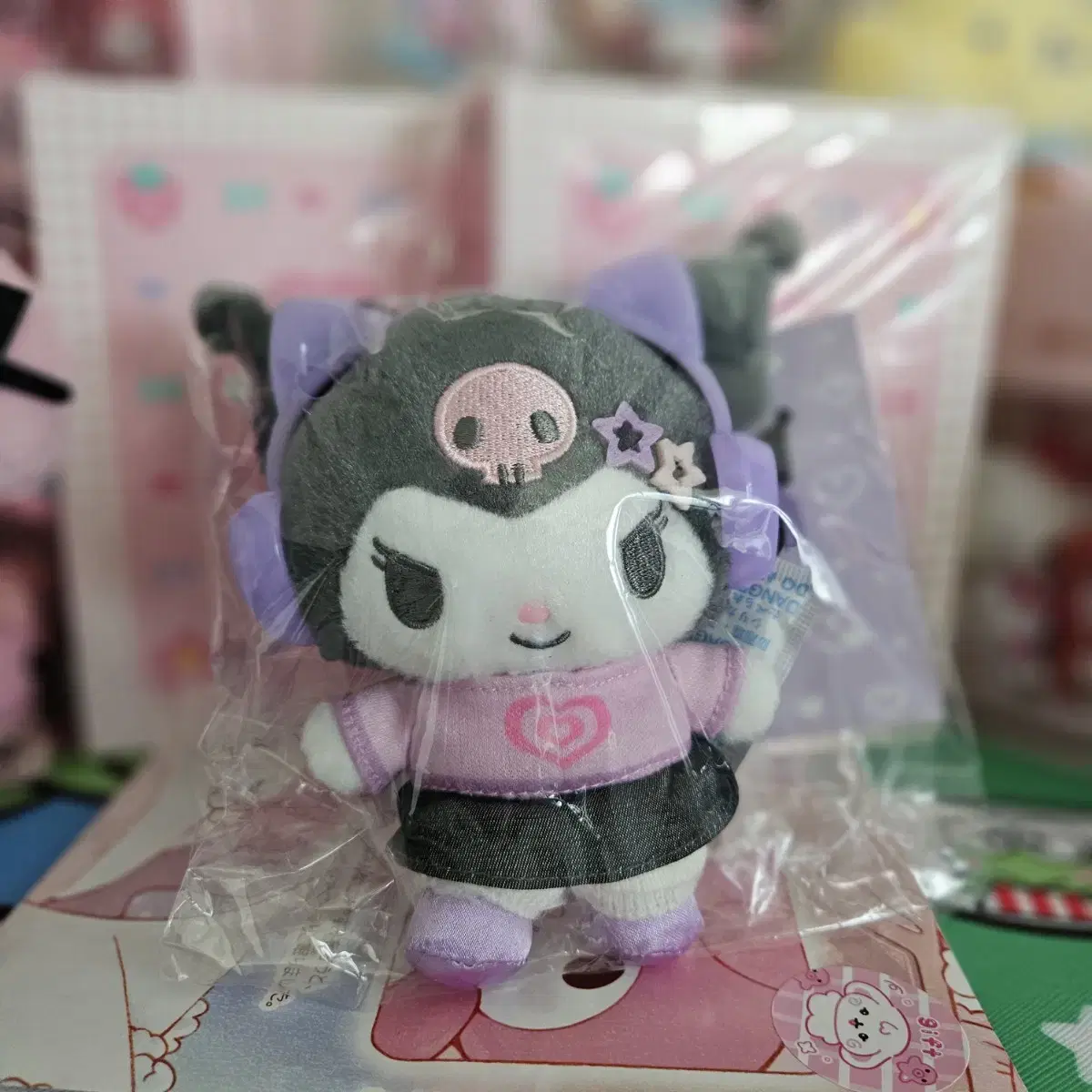 Kuromi, the mascot of the Heisei Pop headset.