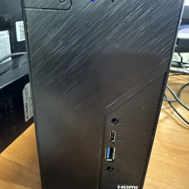 Asrock deskmini x300 5700g 팝니다