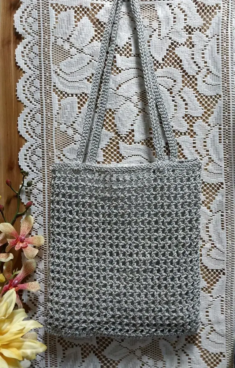 Silver glitter net bag/handkerchief vahn