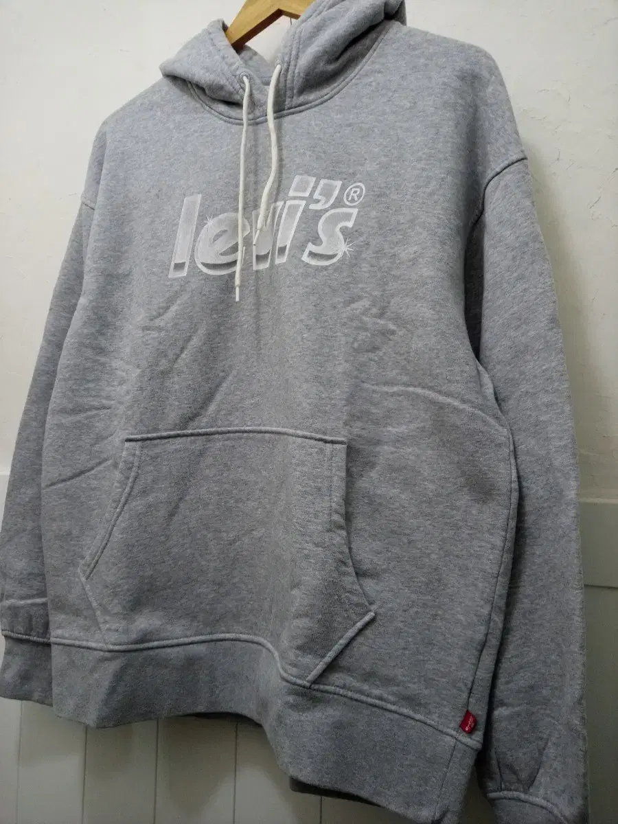 Levi's Hooded T-Shirt L