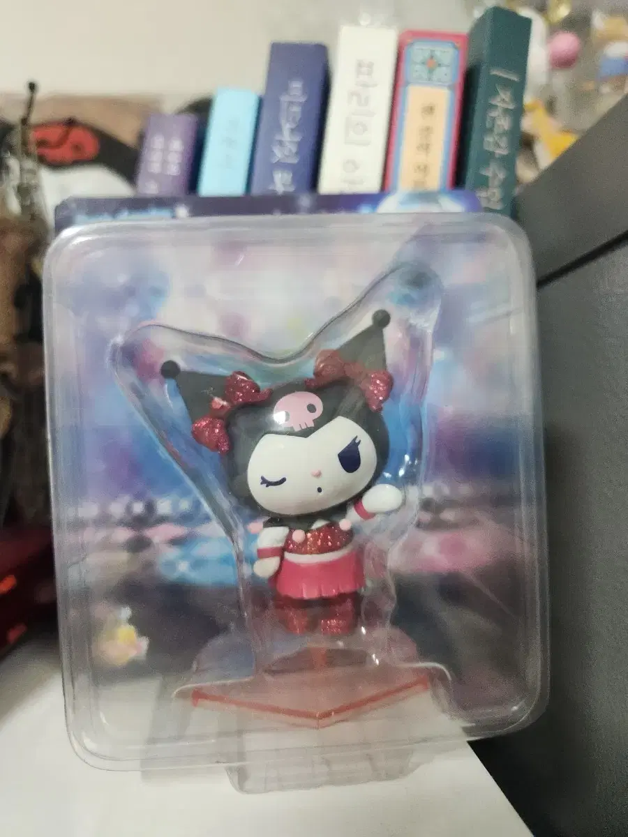 Happy Kuji Kuromi Figures