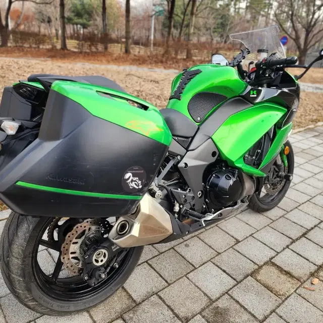 가와사키 z1000sx 18년형 짧은키로수 판매합니다