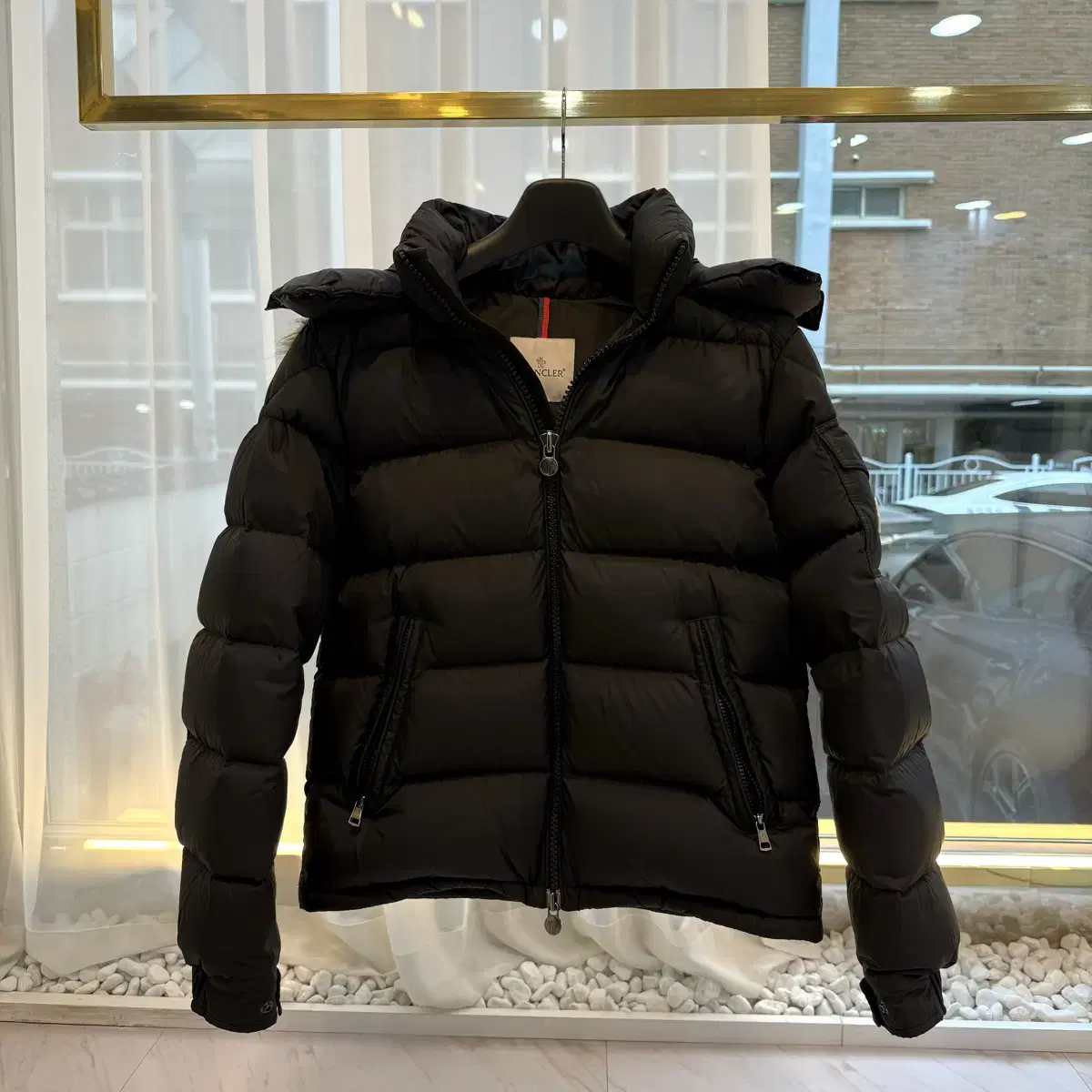 [2] 22FW Moncler Maya puffer