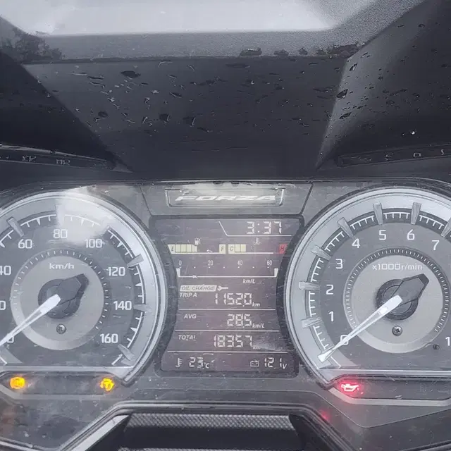 포르자350 23년식 18500km 550만 팝니다