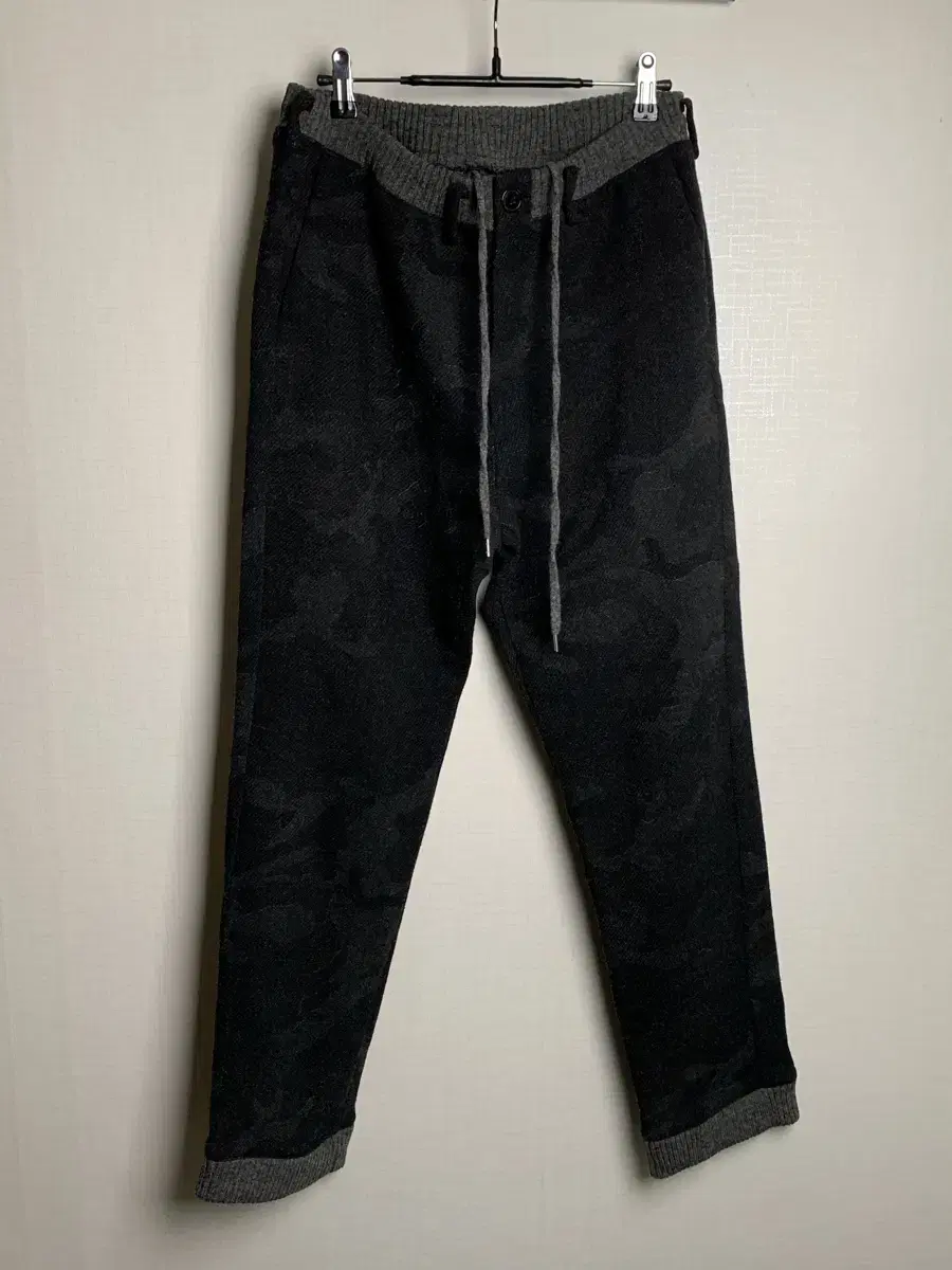 Marka wool pants