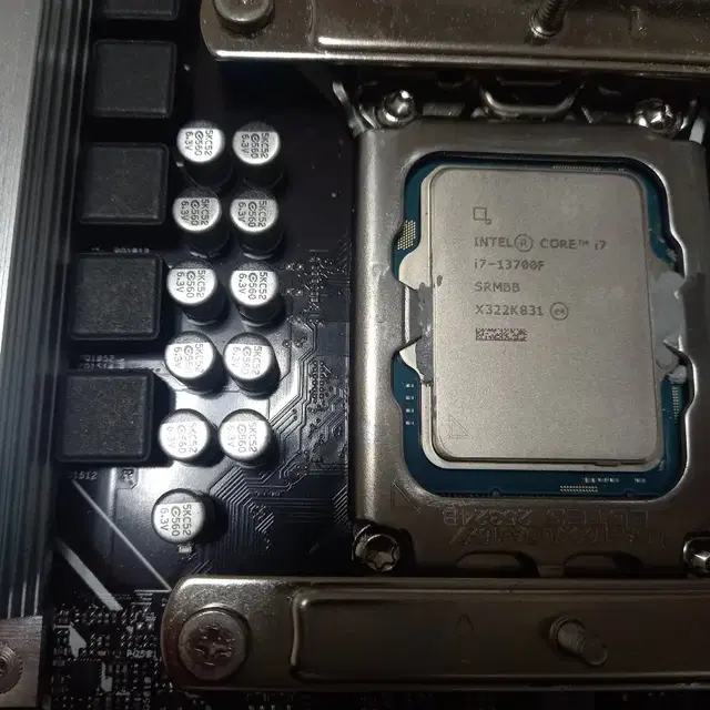 13700f cpu z790 어로스 엘리트 메인보드