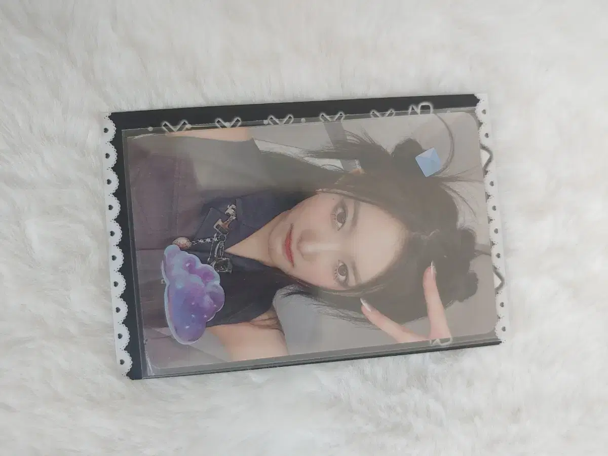 ive leeseo mein keyring photocard