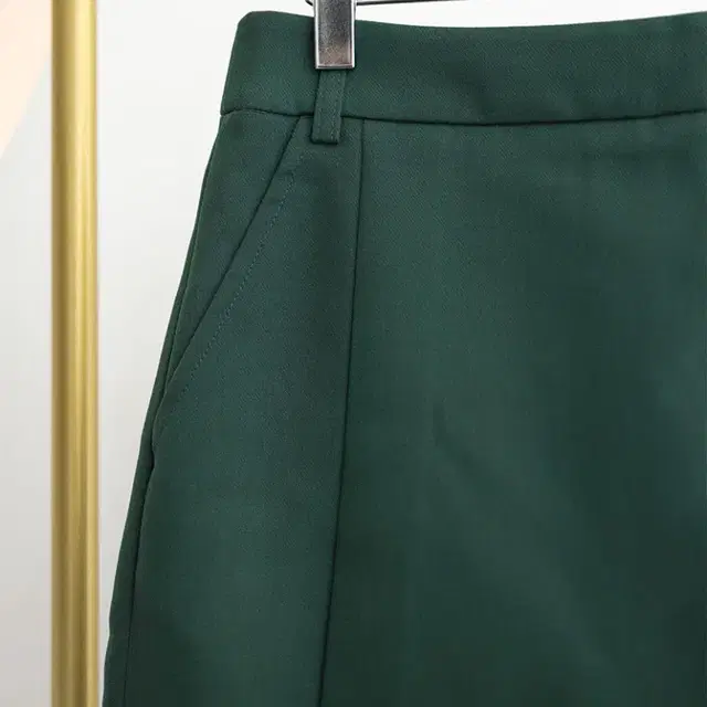 여성골프웨어 WOMEN UNBALANCED FLARE SKIRT