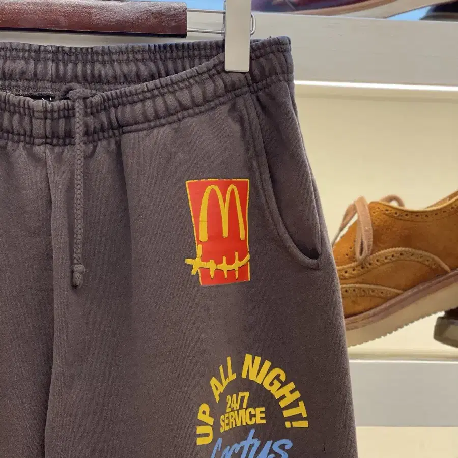 Travis Scott x Mcdonald 스웻팬츠