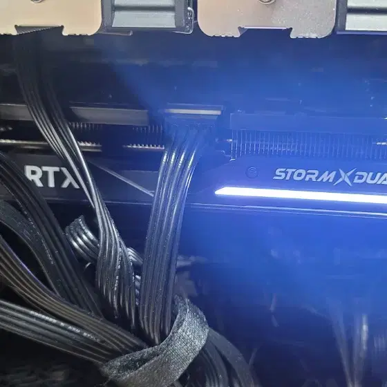 이엠텍 지포스 4060 Ti STORM x Dual OC D6 8GB