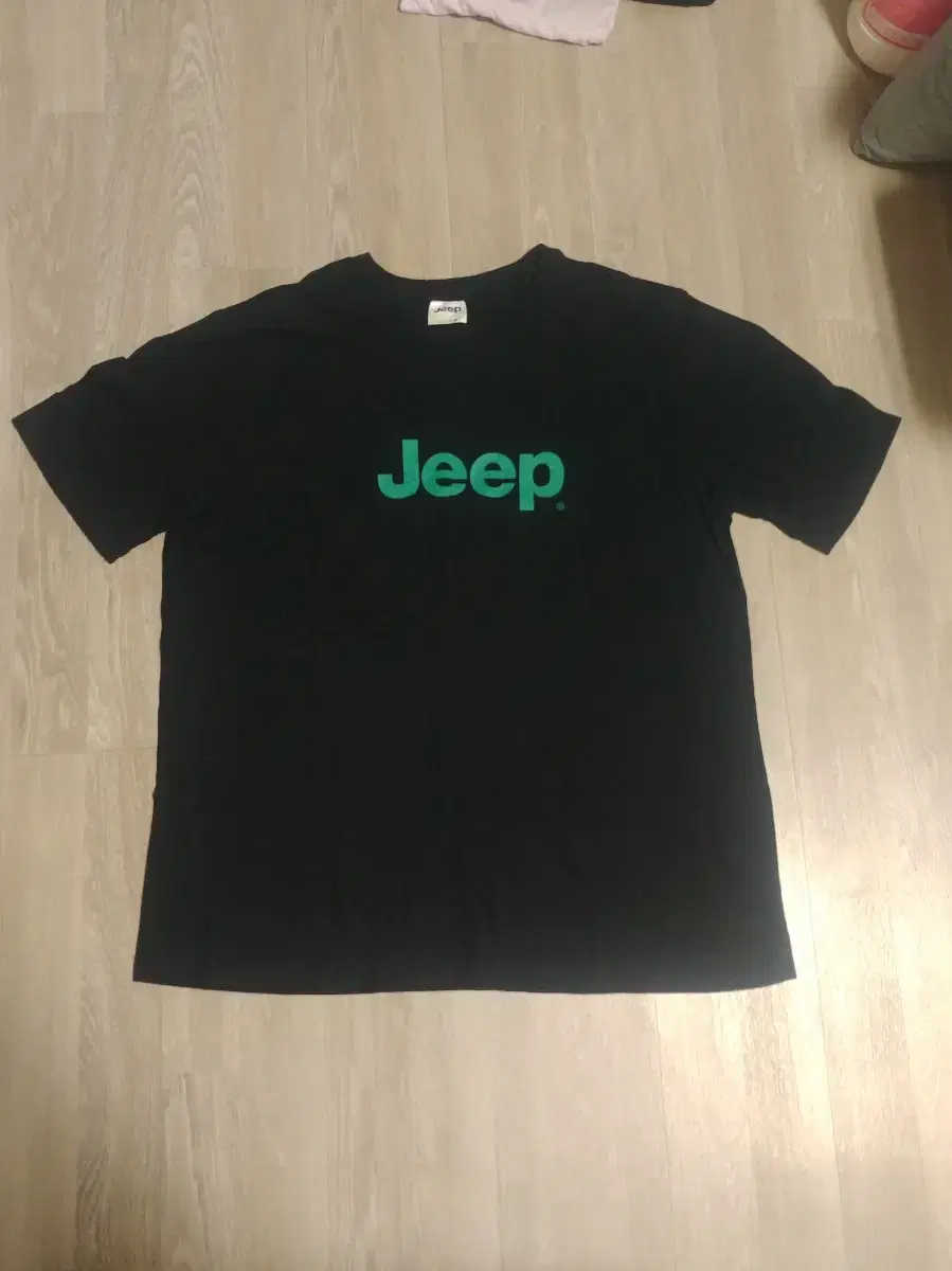 Jeep Vahn Short Sleeve Tee Black Round Neck 2XL (size 110)