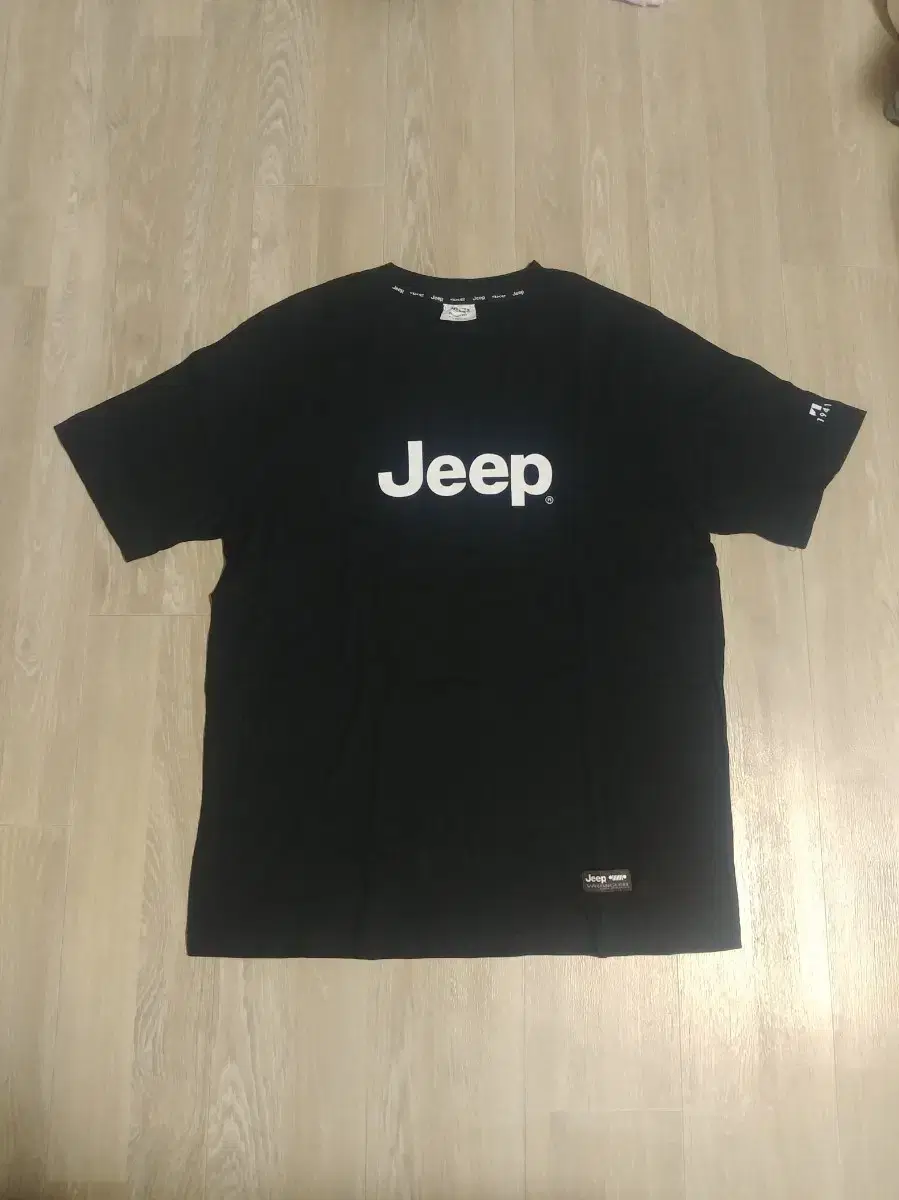 Jeep Vahn Short Sleeve Tee Black Round Neck L (size 100)