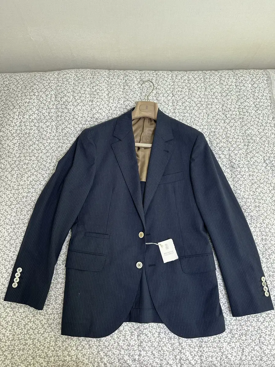 Italian suit Cucinelli