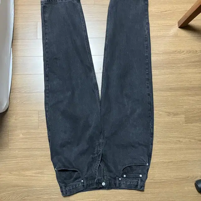 디스이즈네버댓 relaxed jeans black L사이즈