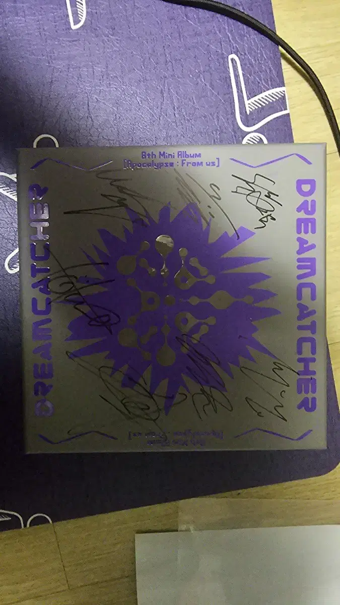 dreamcatcher dreamcatcher non-sale signed album