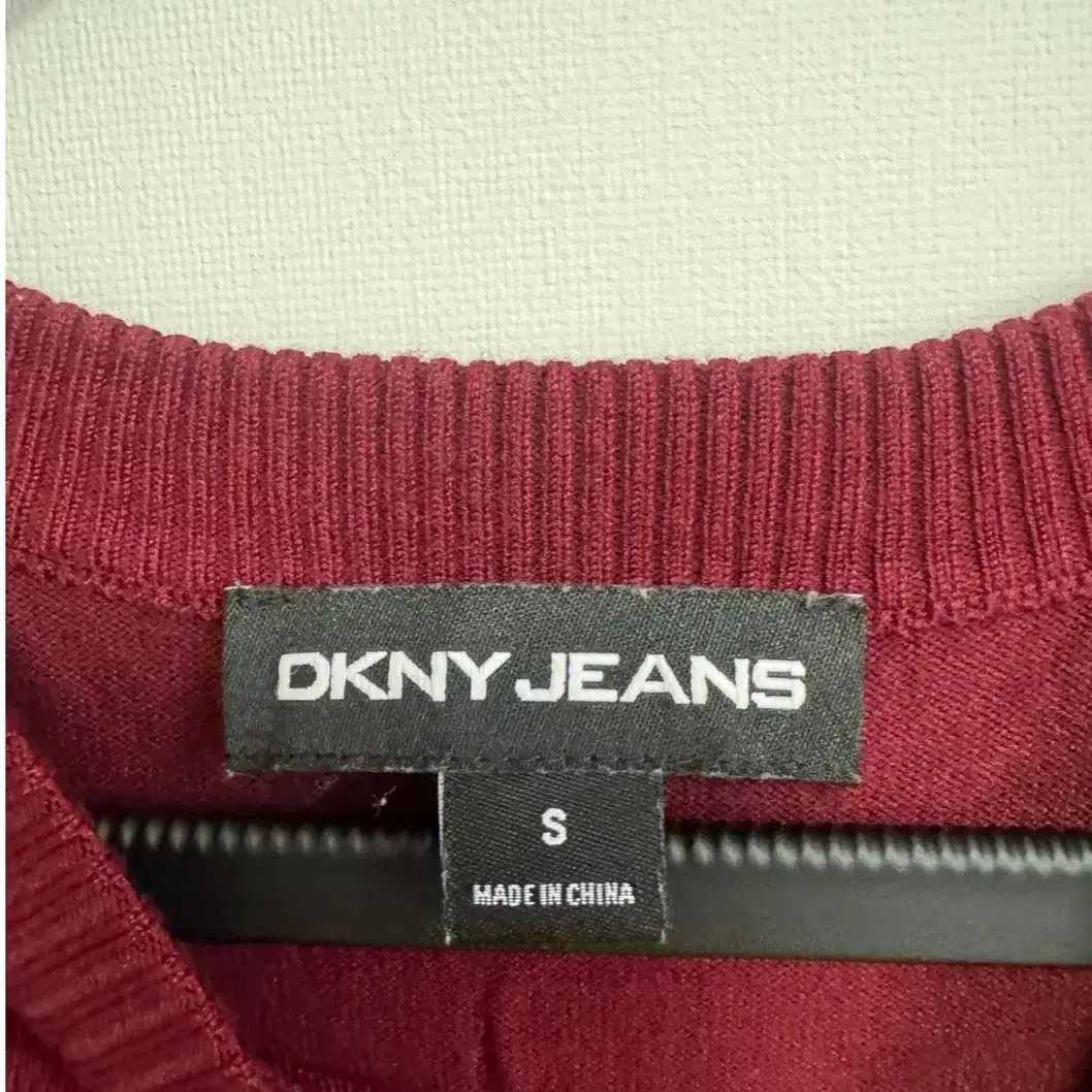 DKNY 여성 버건디 그레이 스웨터 티셔츠 S