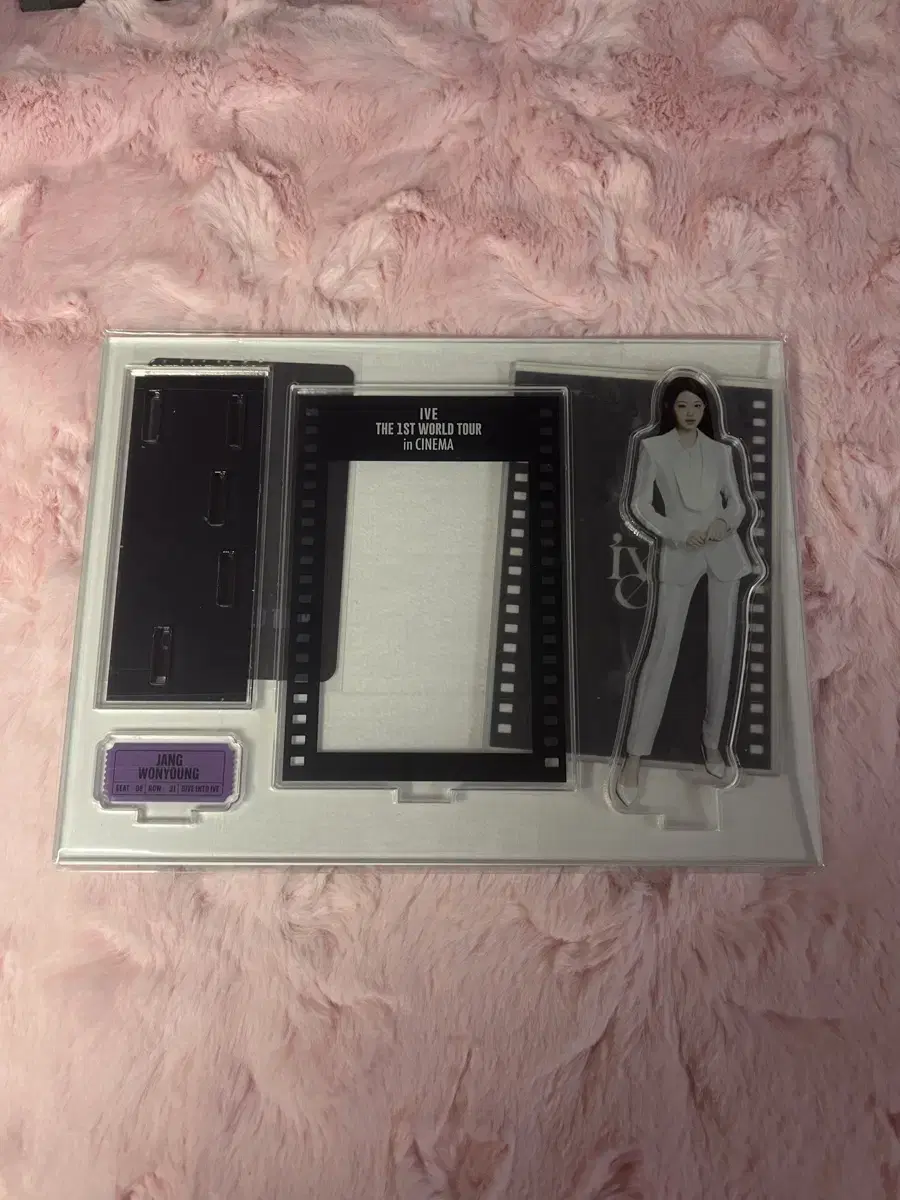 Unsealed jang wonyoung Cinema acrylic Stand