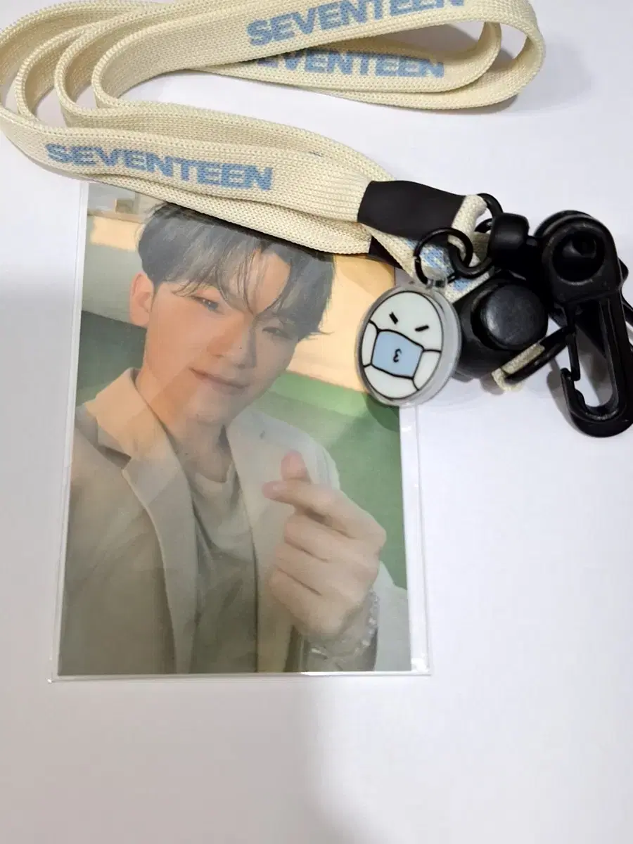 Seventeen woozi Maskstrap, Photocard