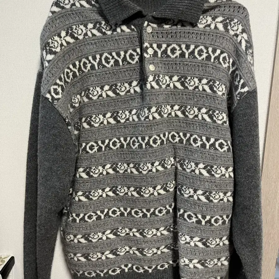 글로니 rose wool sweater 니트 그레이