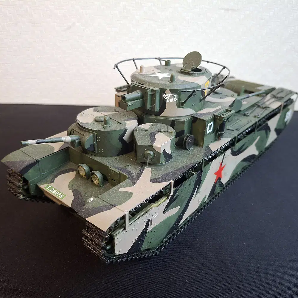 1/35사이즈 아카데미 T35 다포탑전차 판매합니다. 31일까지