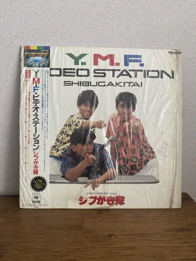 Y.M.F VIDEOSTATION<SHIBUGAKITAI> 레이저디스크