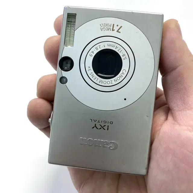 캐논 익서스 IXUS 70 디지털 카메라 (IXY 10)