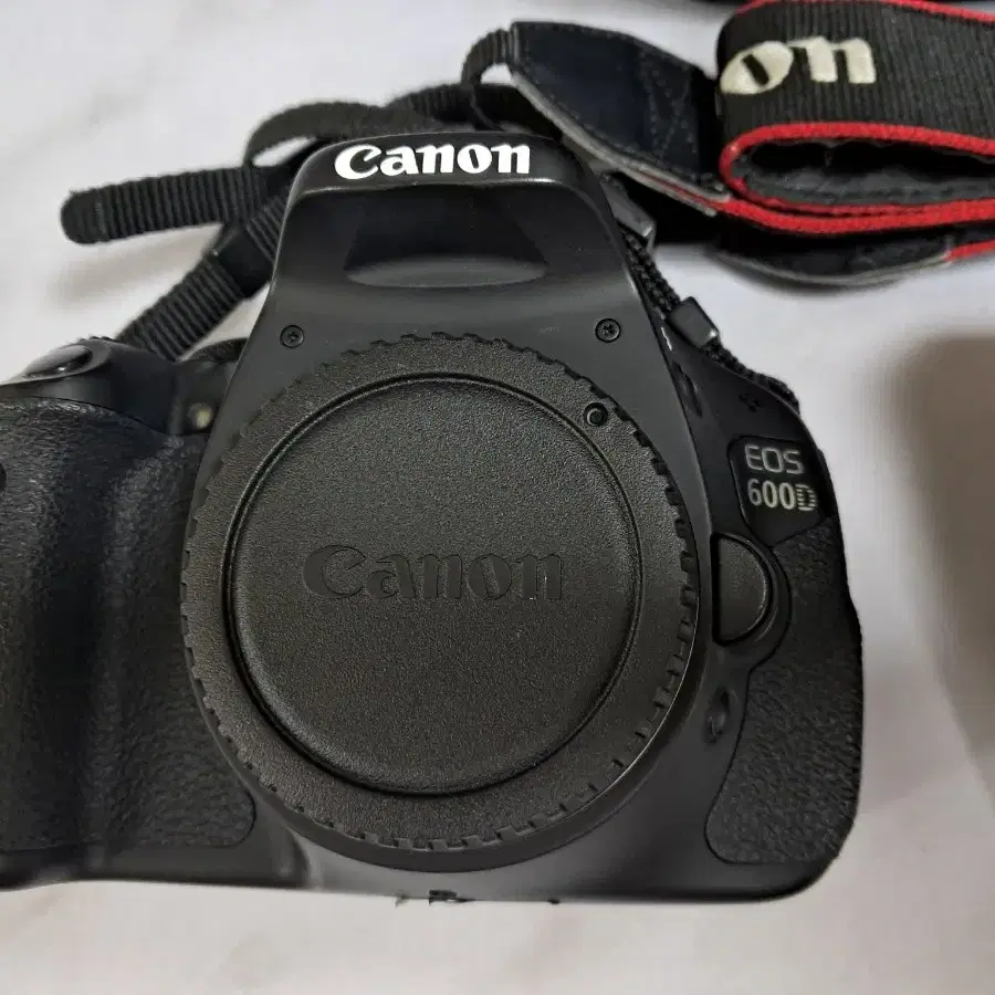 캐논 dslr 카메라 바디 EOS 600D 바디세트(렌즈 미포함)