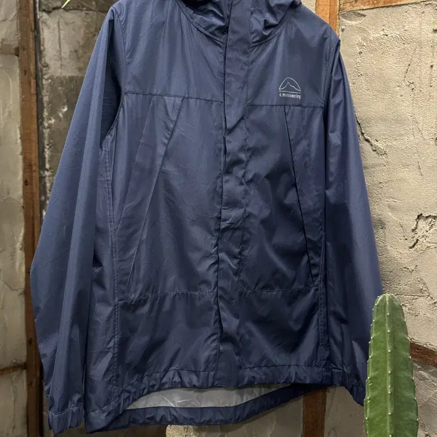 C.MOUNTAINEERING by COEN Mountain jacket