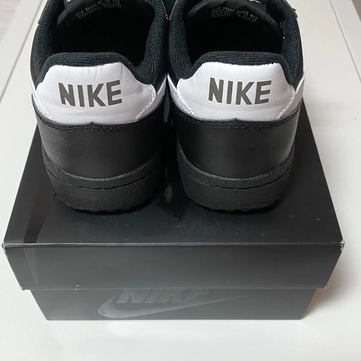 Nike 필드 제너럴 82 SP Black and White