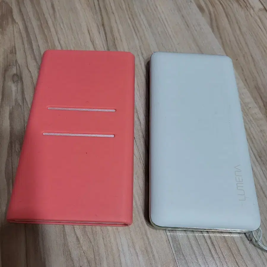 보조배터리(10000.5000mAh)2개(사용량 거이없습니다)