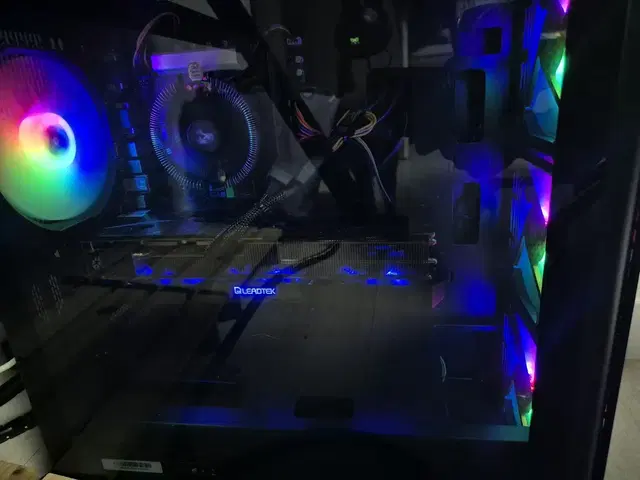 게이밍 풀사양 컴퓨터 급처해요 ! RTX 4070 ti i7-13700f