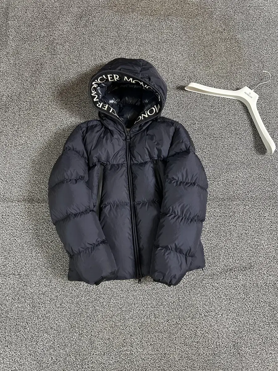 {2 Size} Moncler Moncler Padded 20Fw