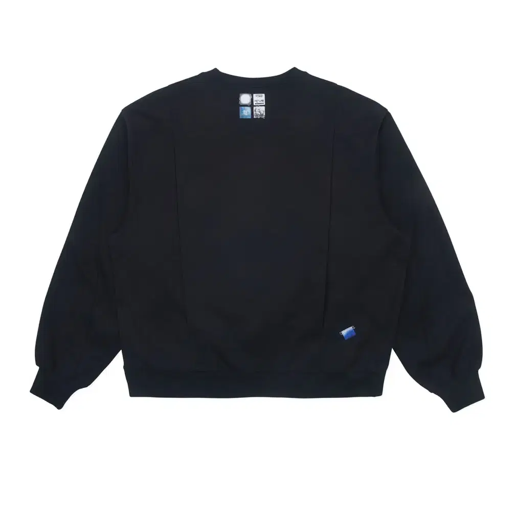 (L) 아더에러 Nolc logo sweatshirt