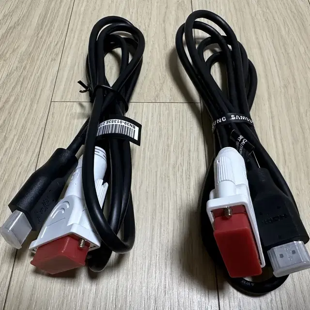 (미사용) hdmi to dvi 변환 케이블 모니터 연결선 양방향지원 팜