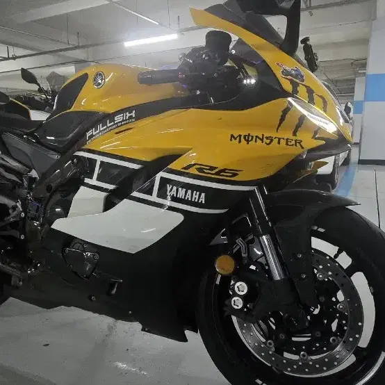 yzf r6 판매합니다 20년식 할리대차 (키로수 24,@@@km)