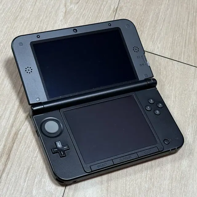 닌텐도 3DS XL 큰다수 정발 레드 본체/충전기/파우치/동물의 숲