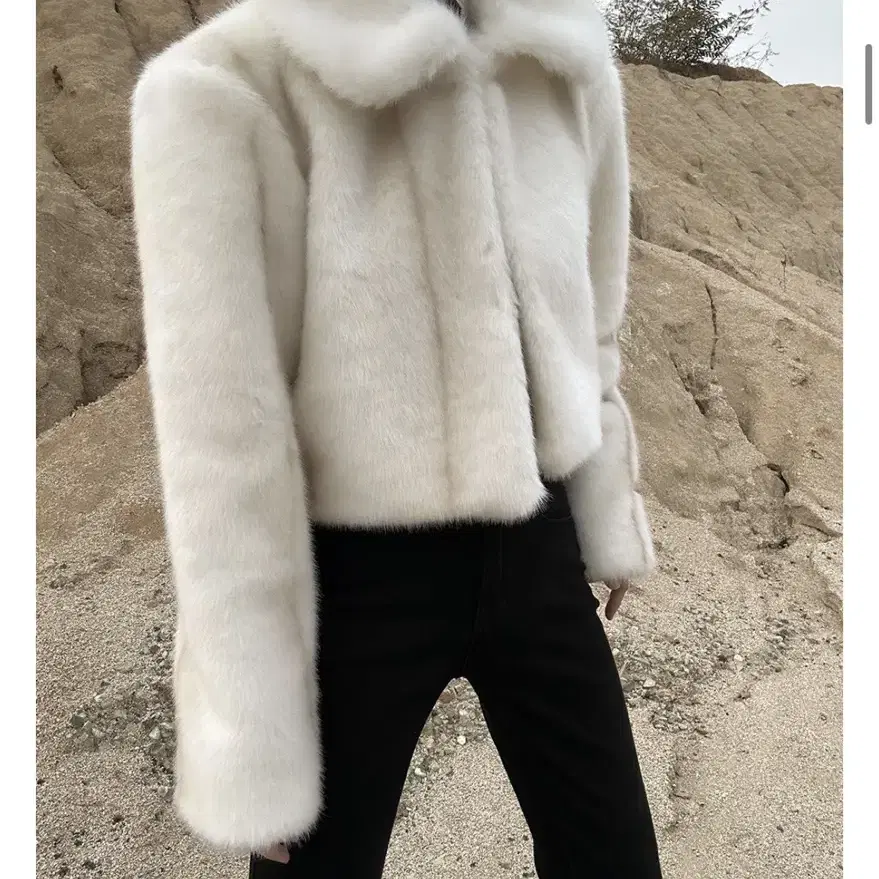 이은 Collar minkfur jacket 베이지