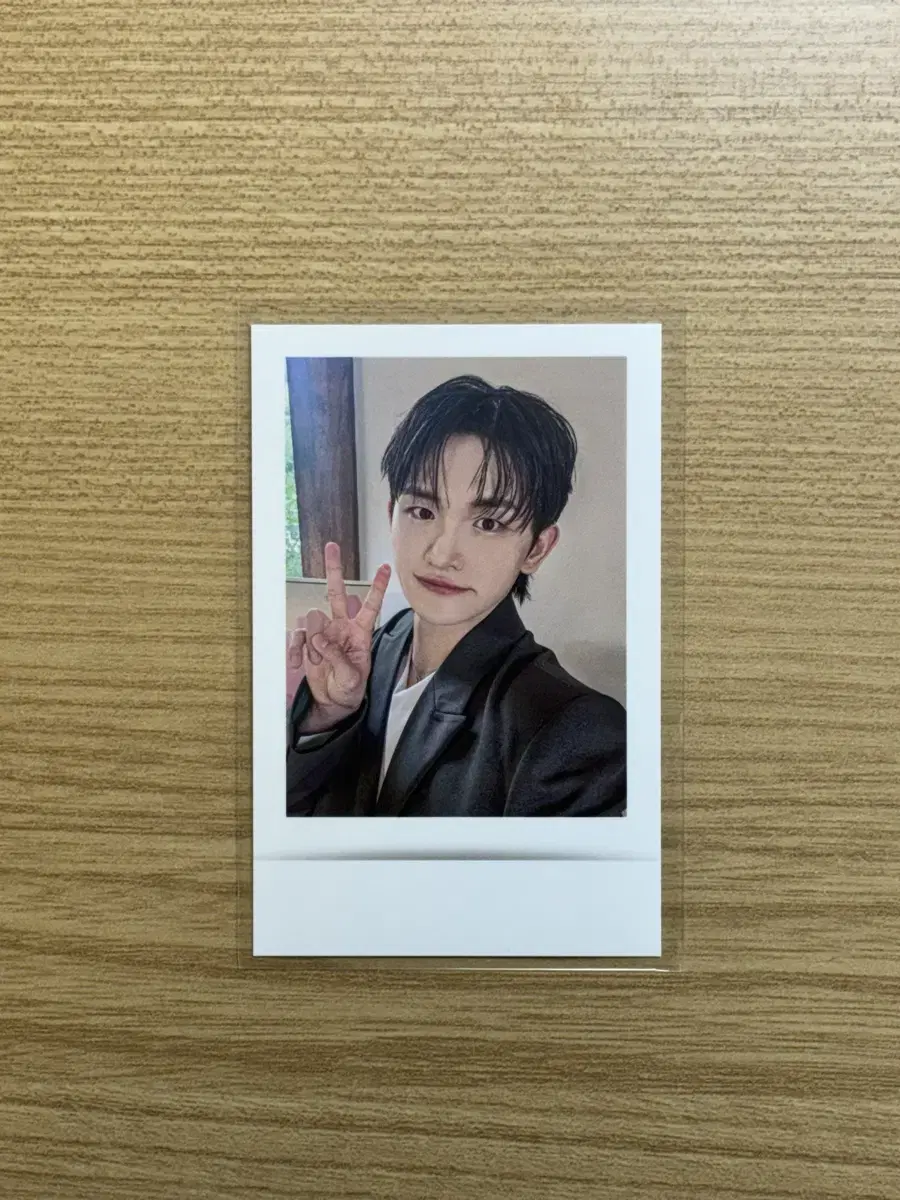 Lucy Ancon MD cho wonsang polaroid photocard