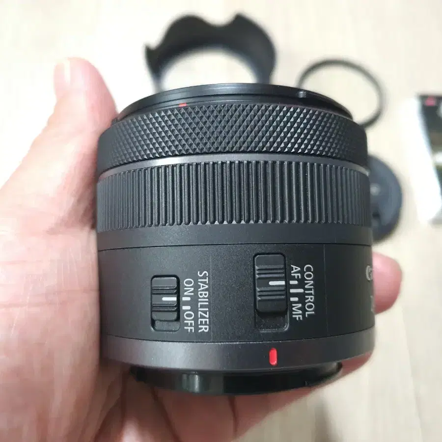 캐논 RF 24-50mm 풀프레임 렌즈