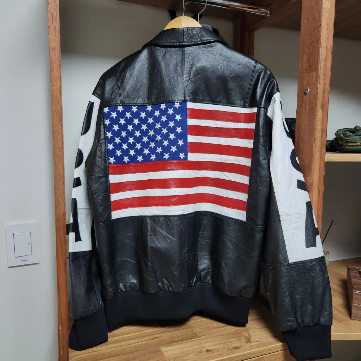 Wilsonthreader USA Stars and Stripes Sheepskin Bomber Jacket L