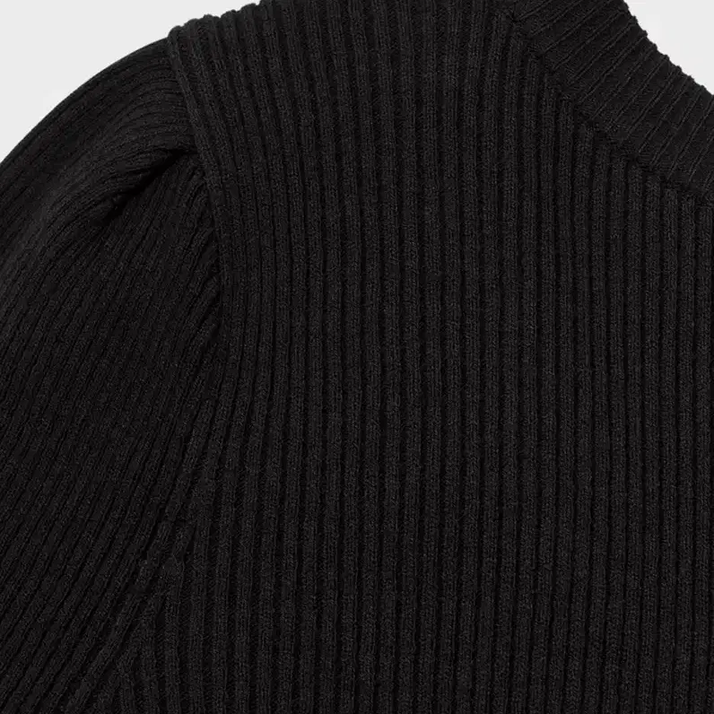 킨더살몬 Back Scoop Neck Pullover - Black