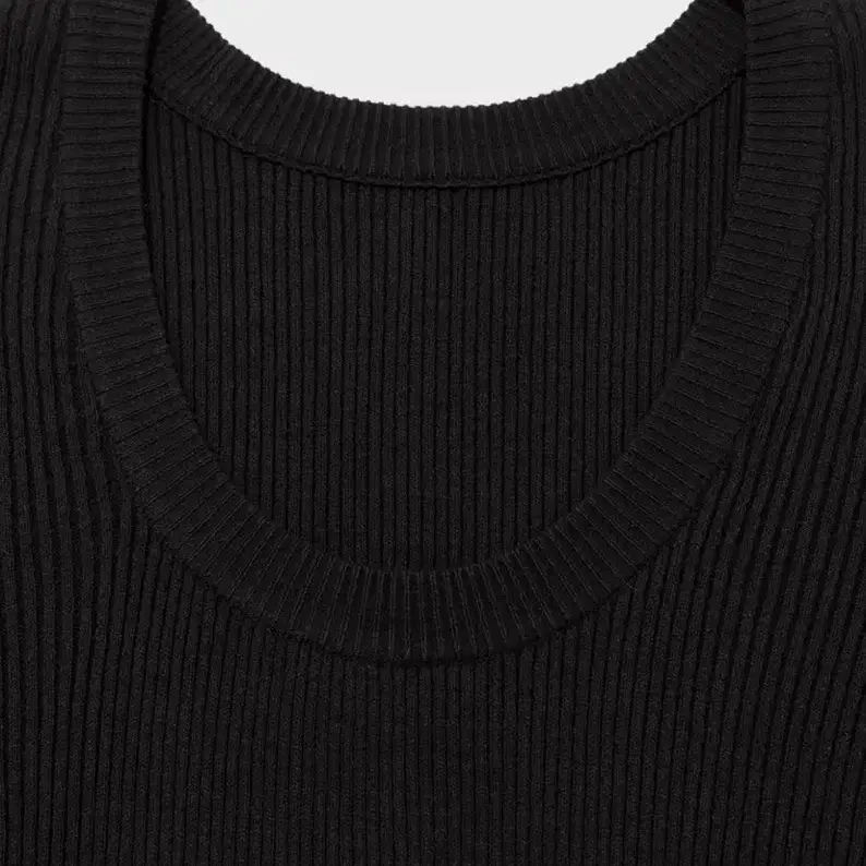 킨더살몬 Back Scoop Neck Pullover - Black