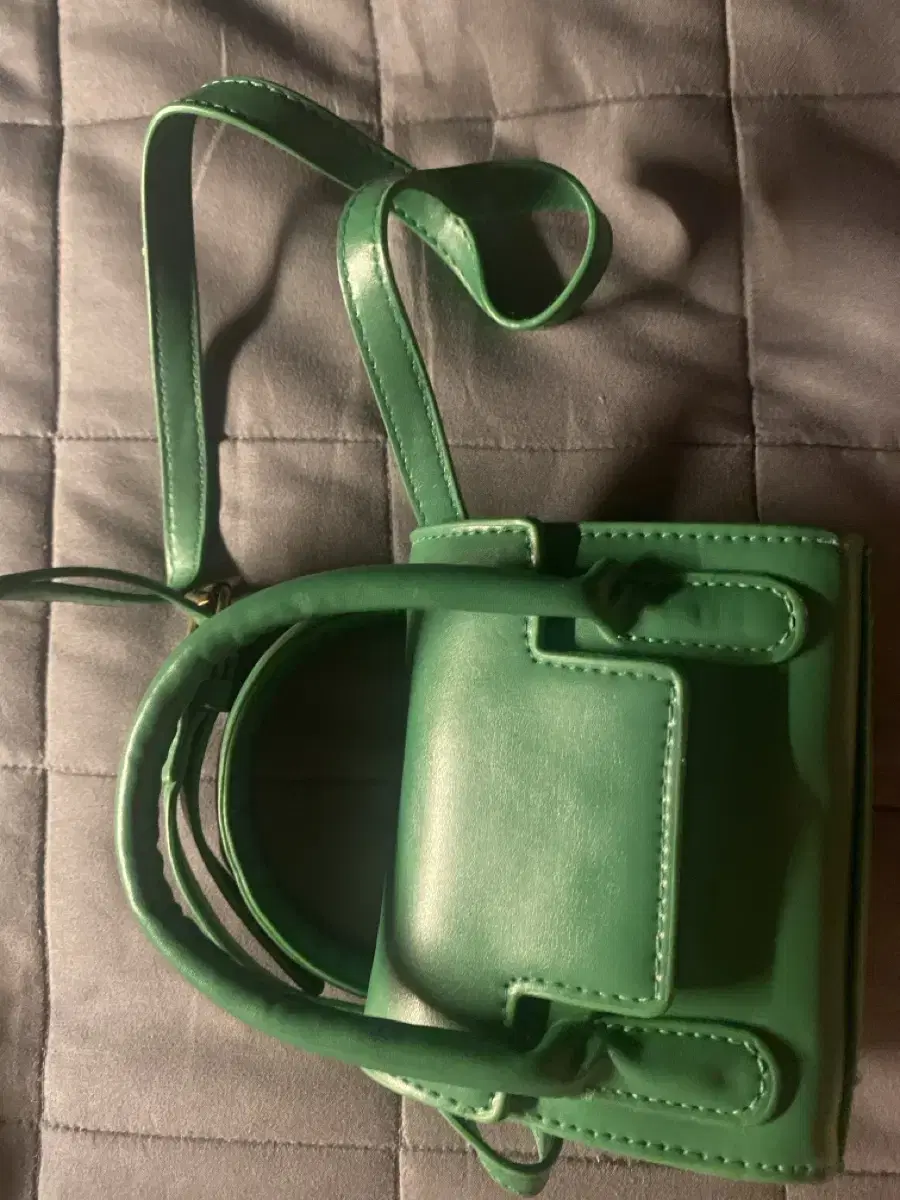 Selling green bags