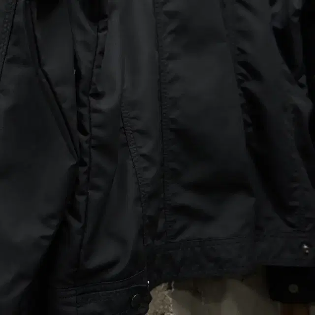 THE NORTH FACE Line Windbreaker Jacket